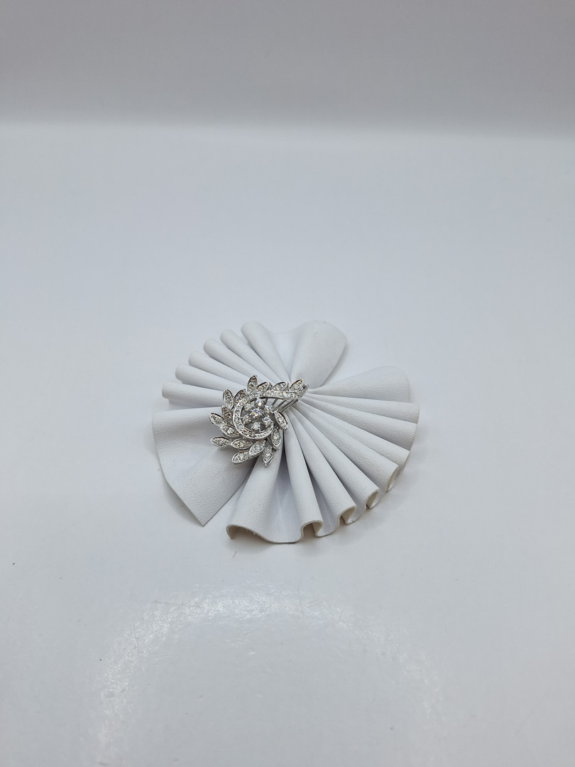 Spilla oro diamantini
