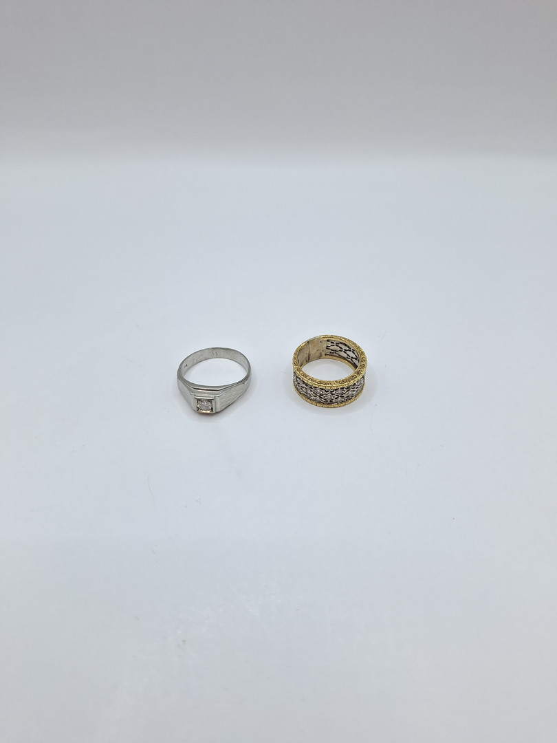 Due anelli oro diamanti