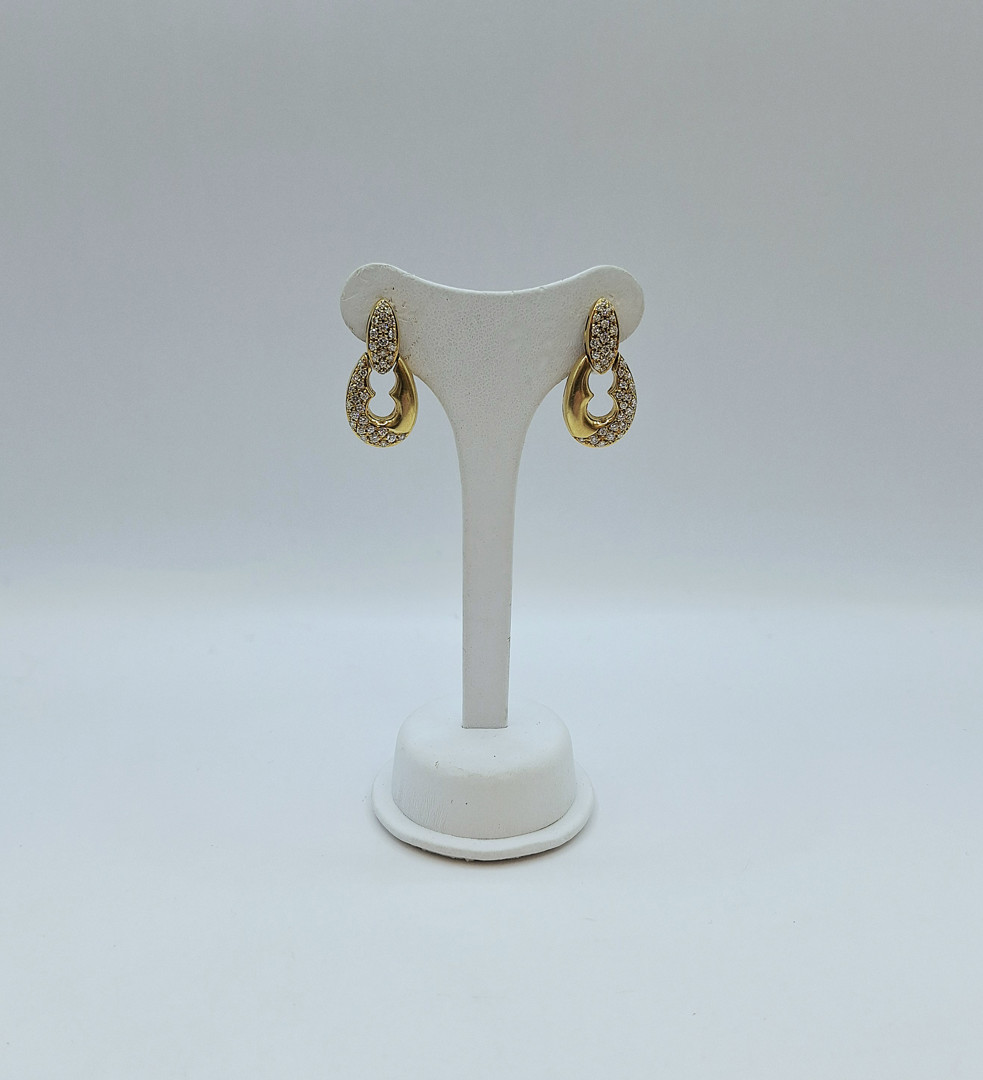 Paio orecchini oro diamantini