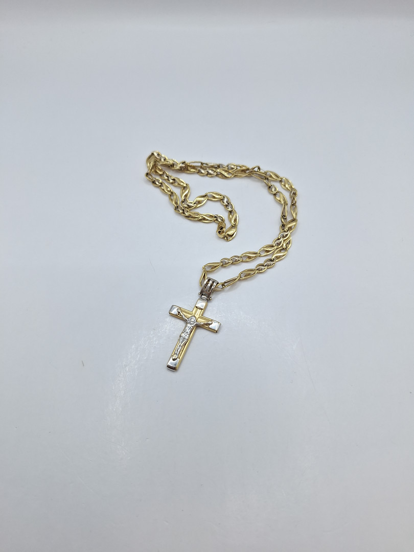 Collana e croce oro