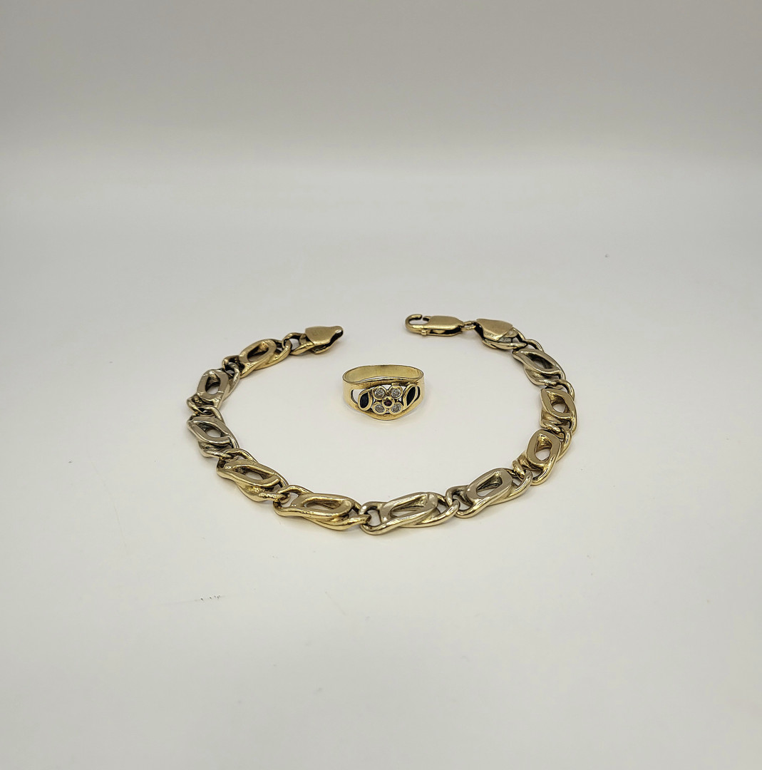 Bracciale e anello oro pietre