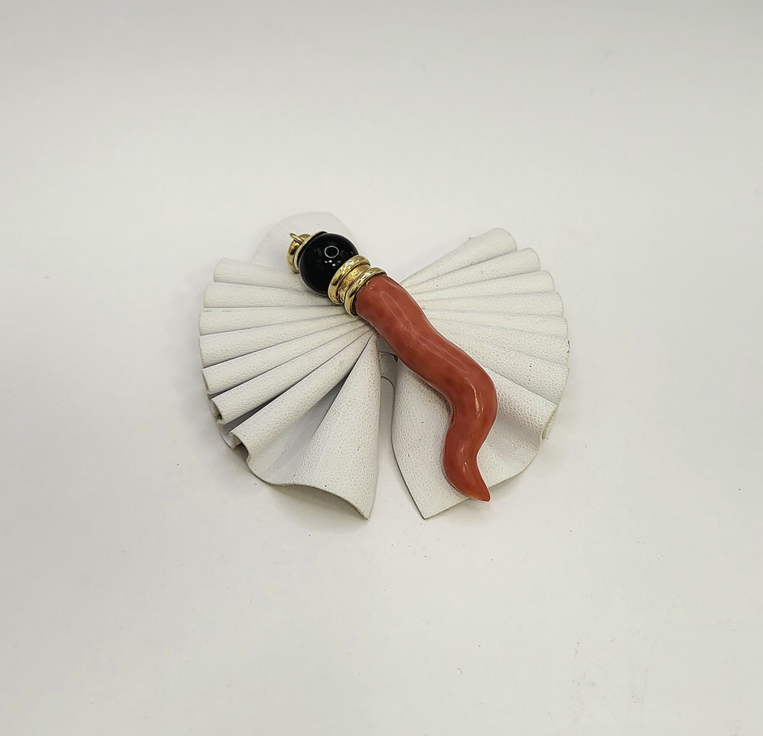 Ciondolo oro corallo pietra