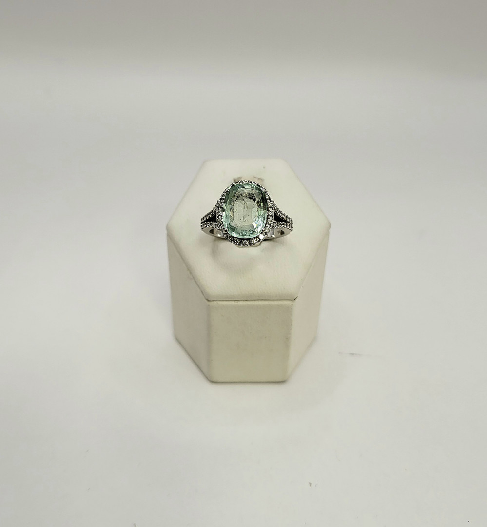 Anello oro pietra diamantini