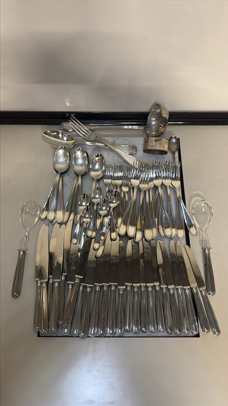Vari oggetti in argento