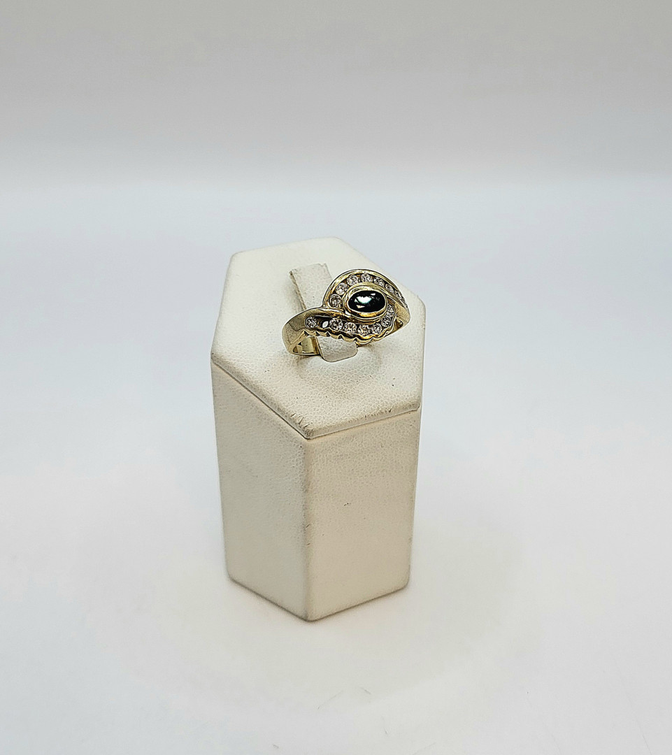 Anello oro pietre
