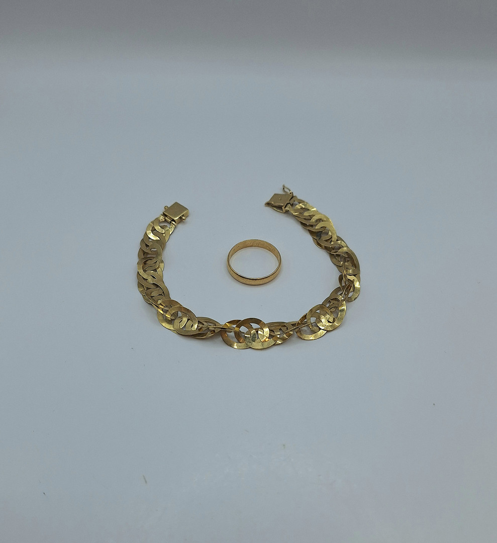 Bracciale e anello oro