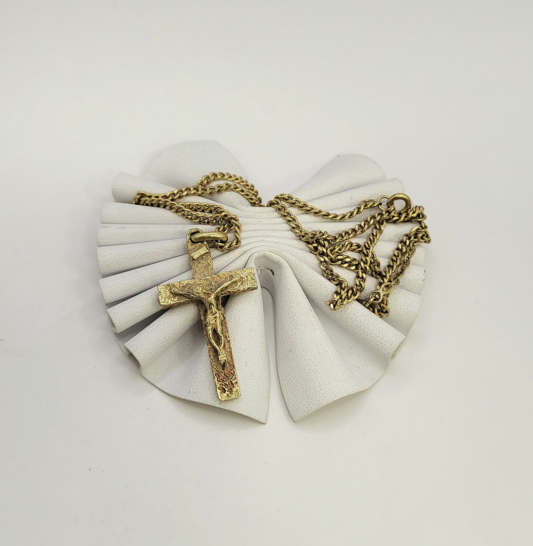 Collana e croce oro 