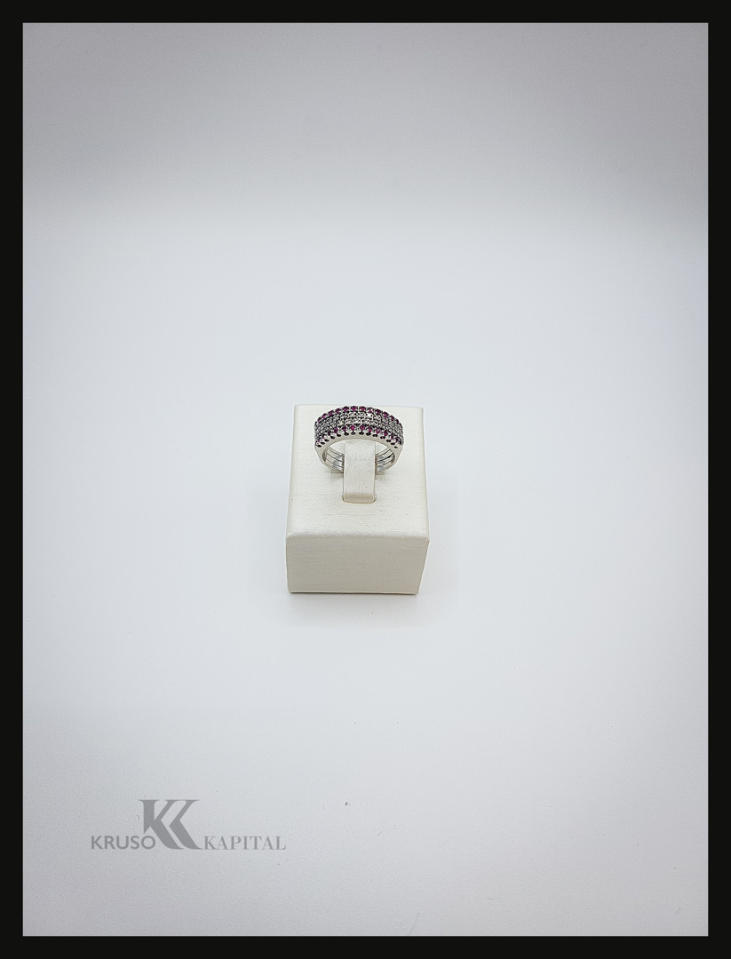 Anello oro pietre diamantini