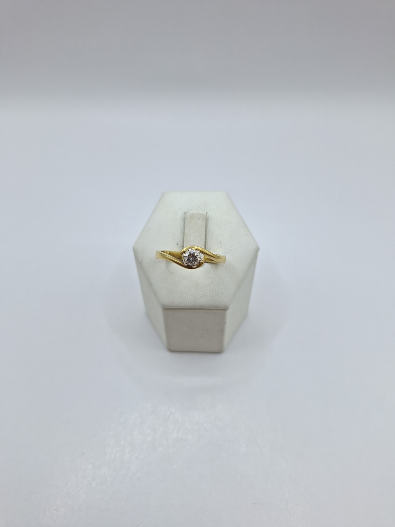 Anello oro diamante 