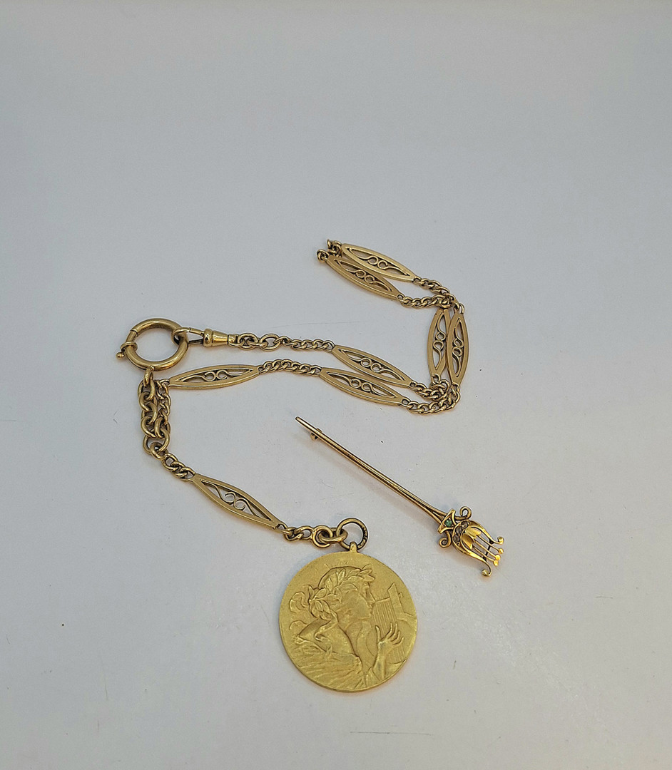 Catena ciondolo e spilla oro pietre 