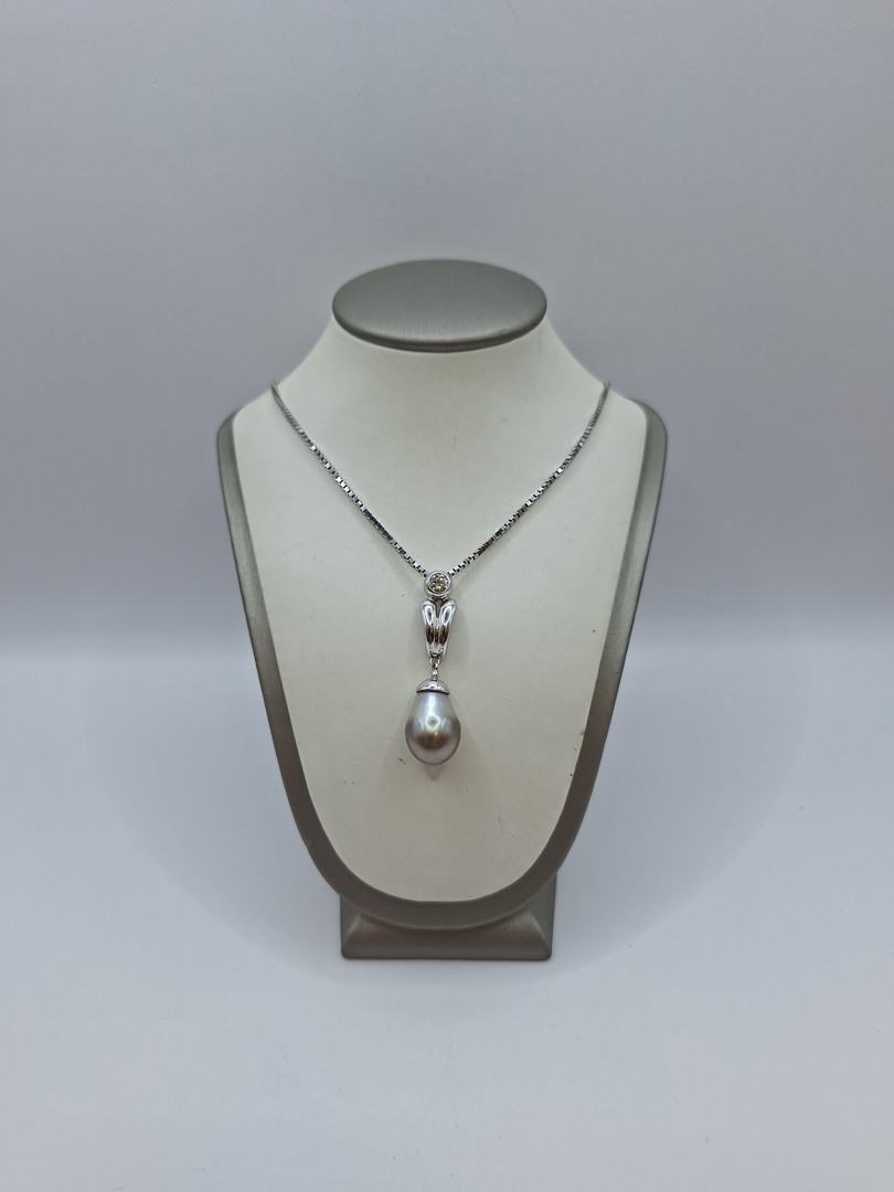 Collana con ciondolo oro perla e diamante