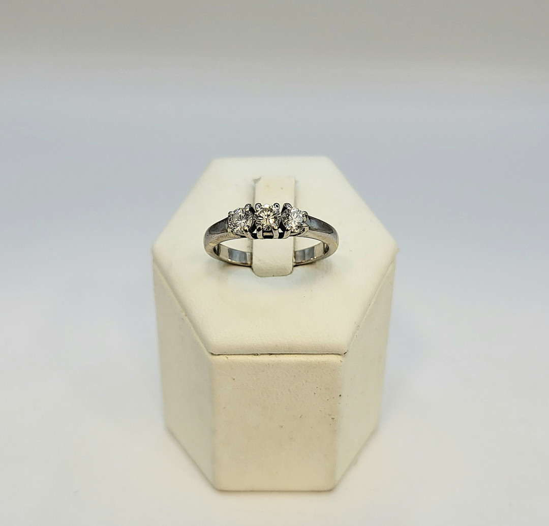 Anello oro diamanti