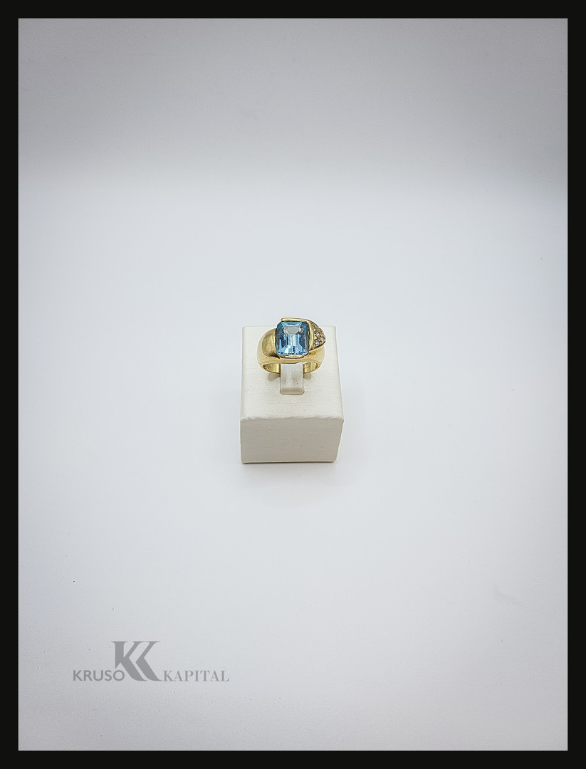 Anello oro pietre