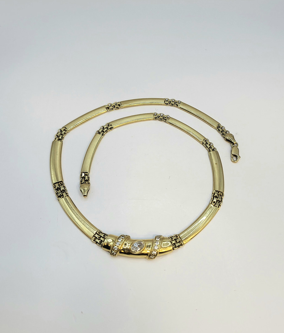 Collana oro pietre