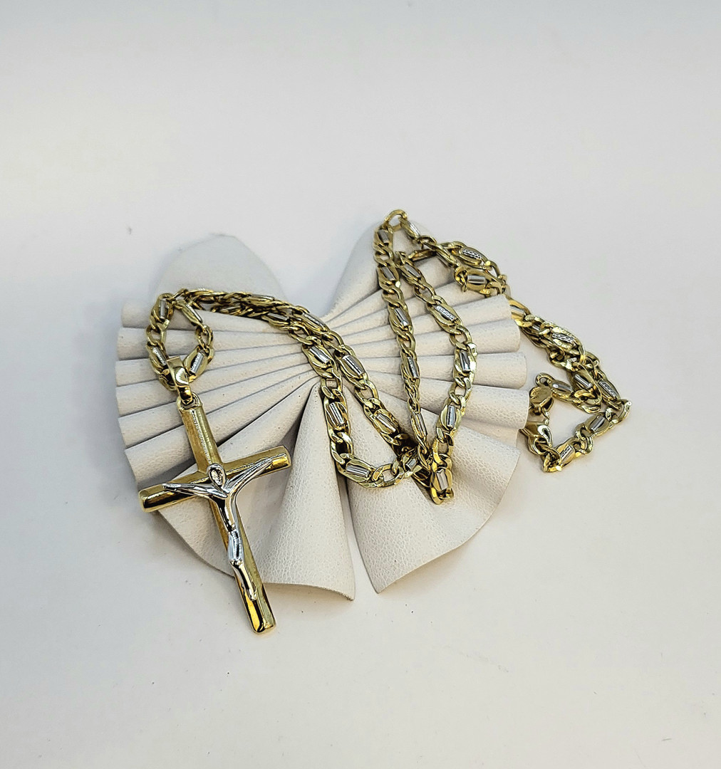 Collana e croce oro 