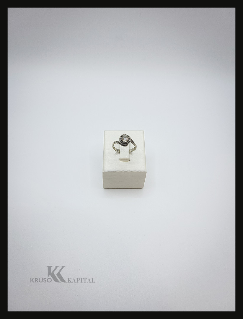 Anello oro diamante