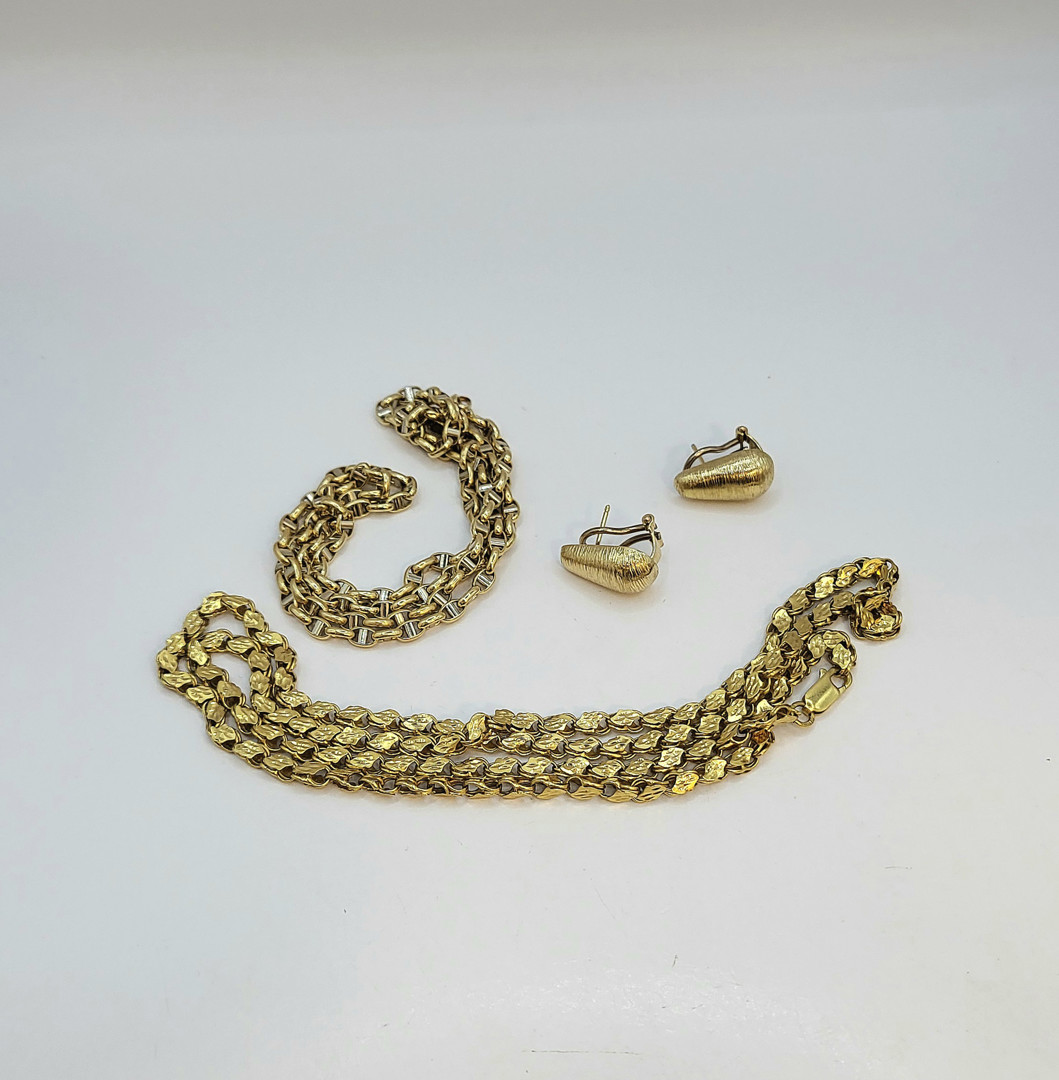 Vari oggetti oro 