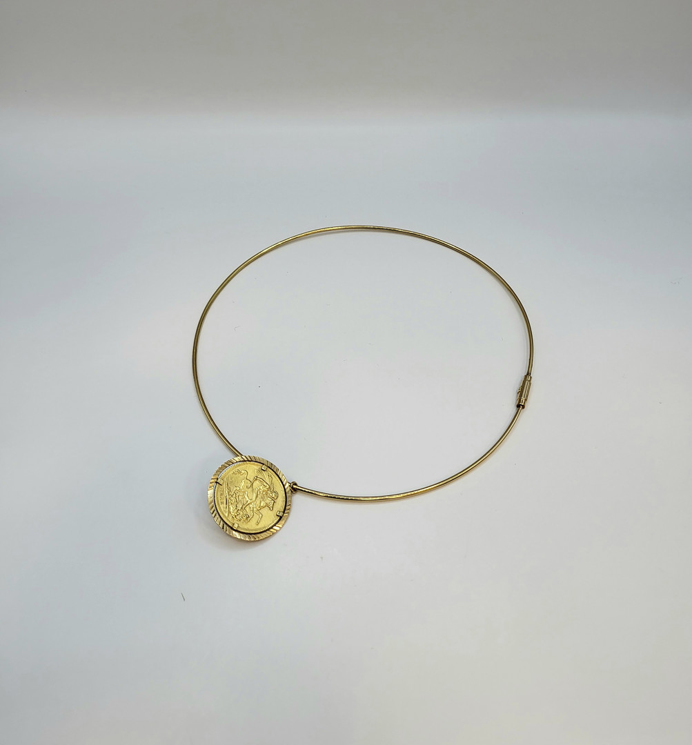 Collana con sterlina oro