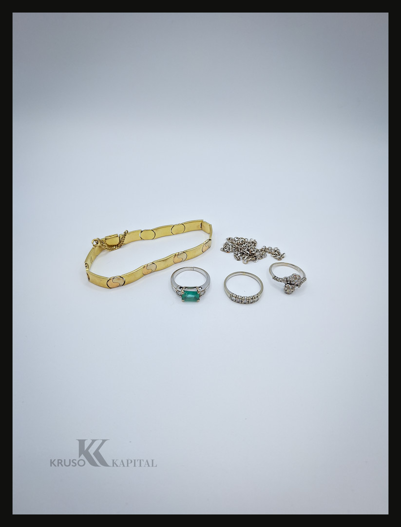 Catena bracciale e tre anelli oro diamanti pietre