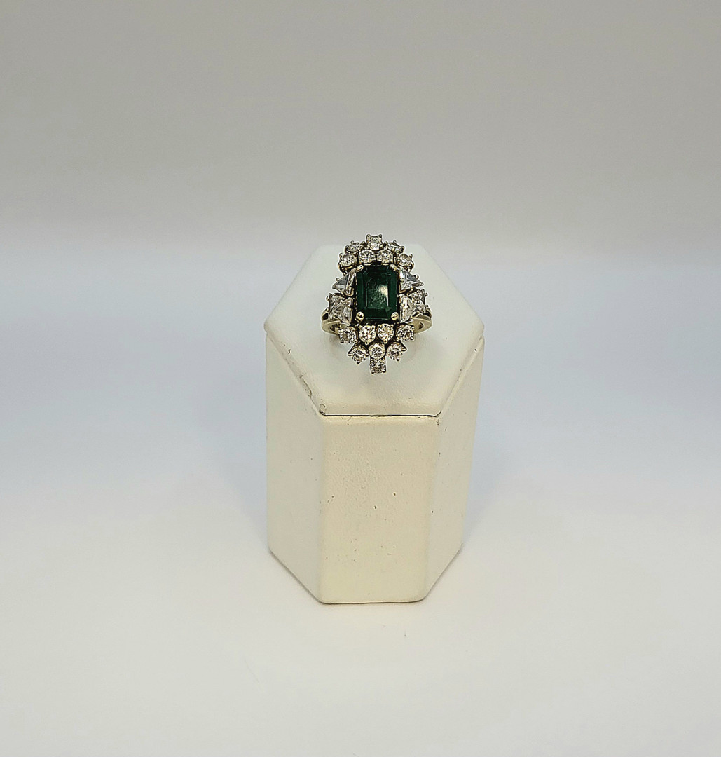 Anello oro diamanti pietra