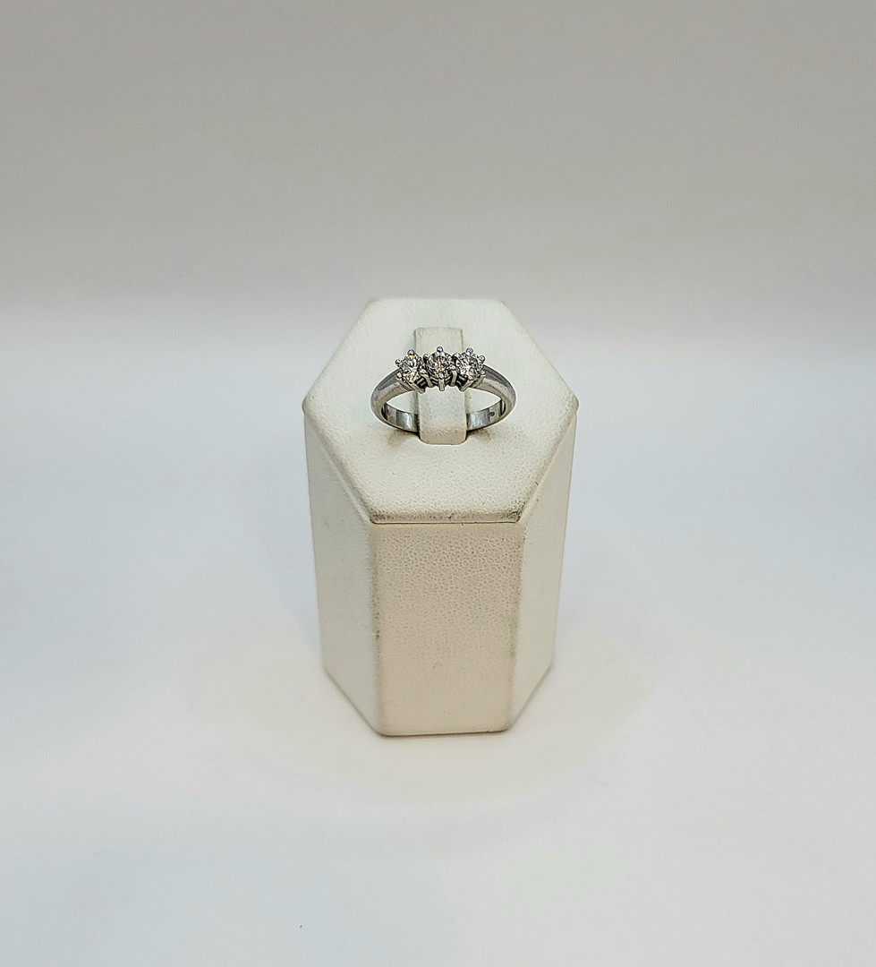 Anello oro diamanti