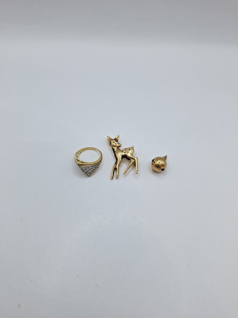 Anello spilla e ciondolo in oro smalto pietre diamantini