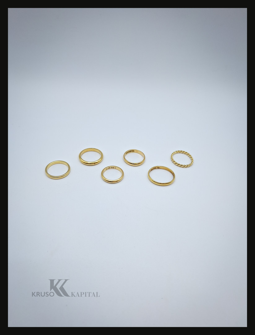Sei anelli oro