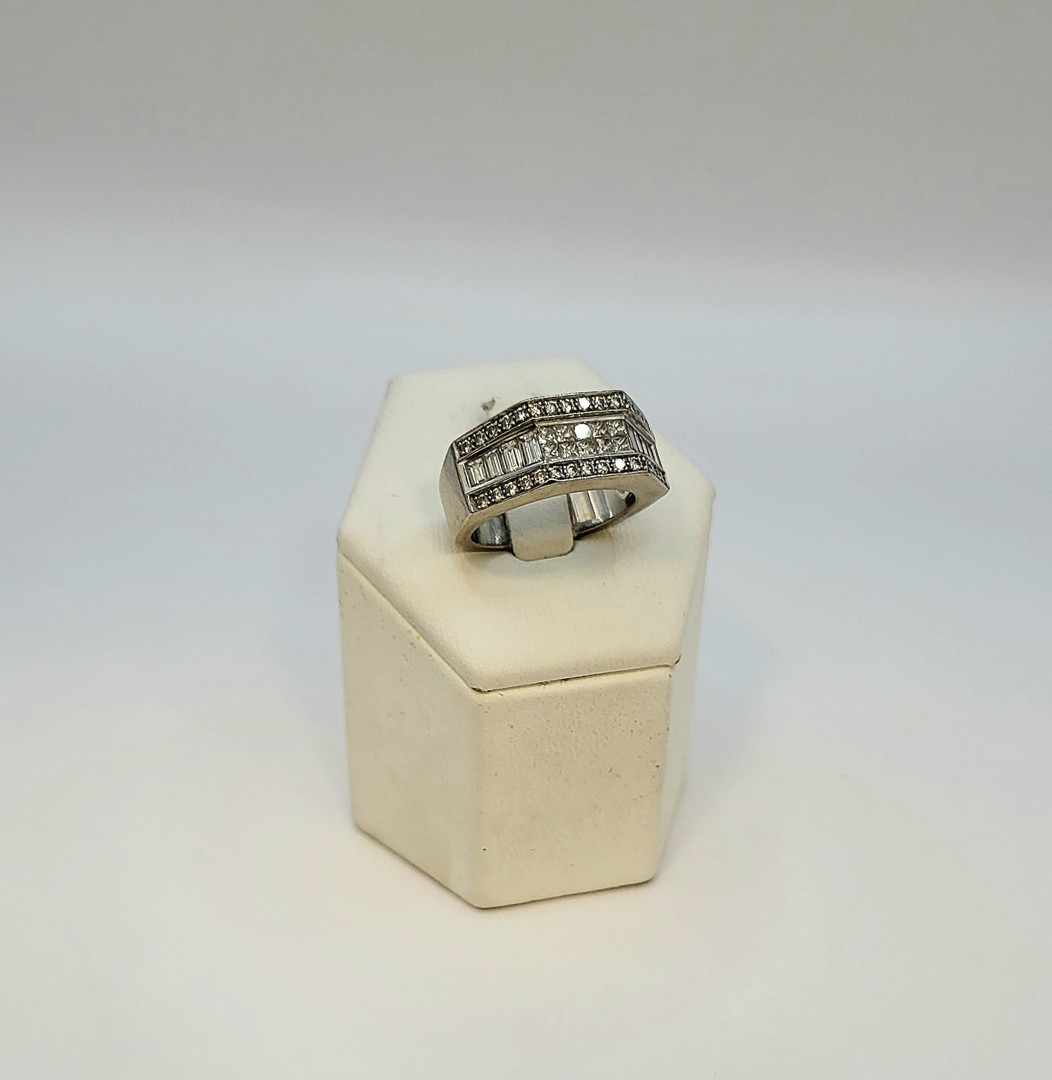 Anello a firma Recarlo oro diamanti