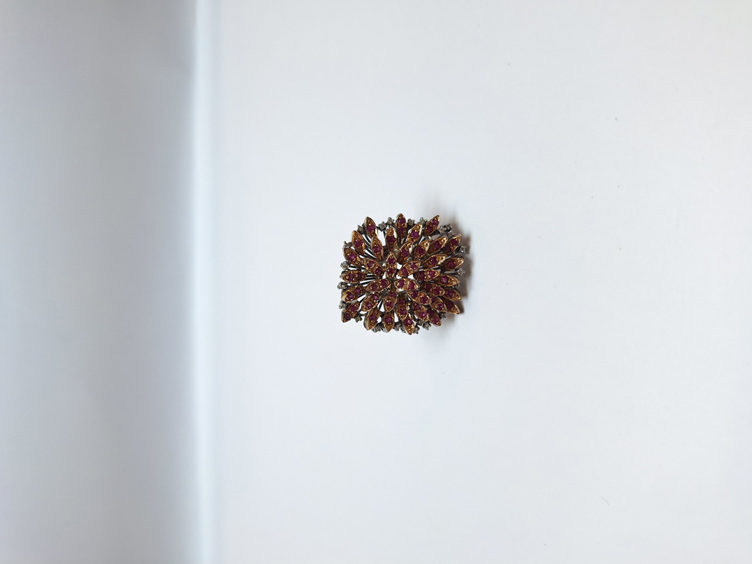 Anello oro pietre diamanti