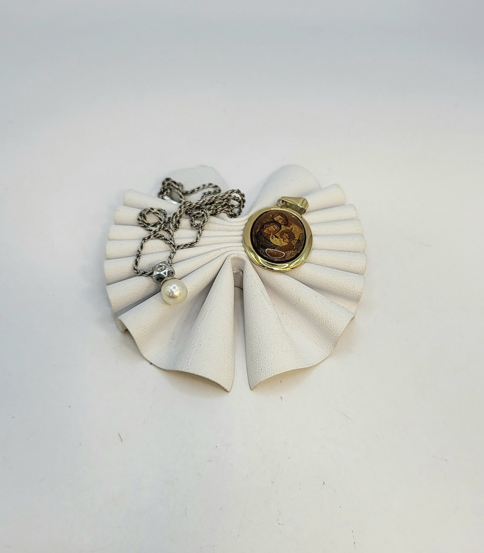 Collana e due ciondoli oro pietre perla