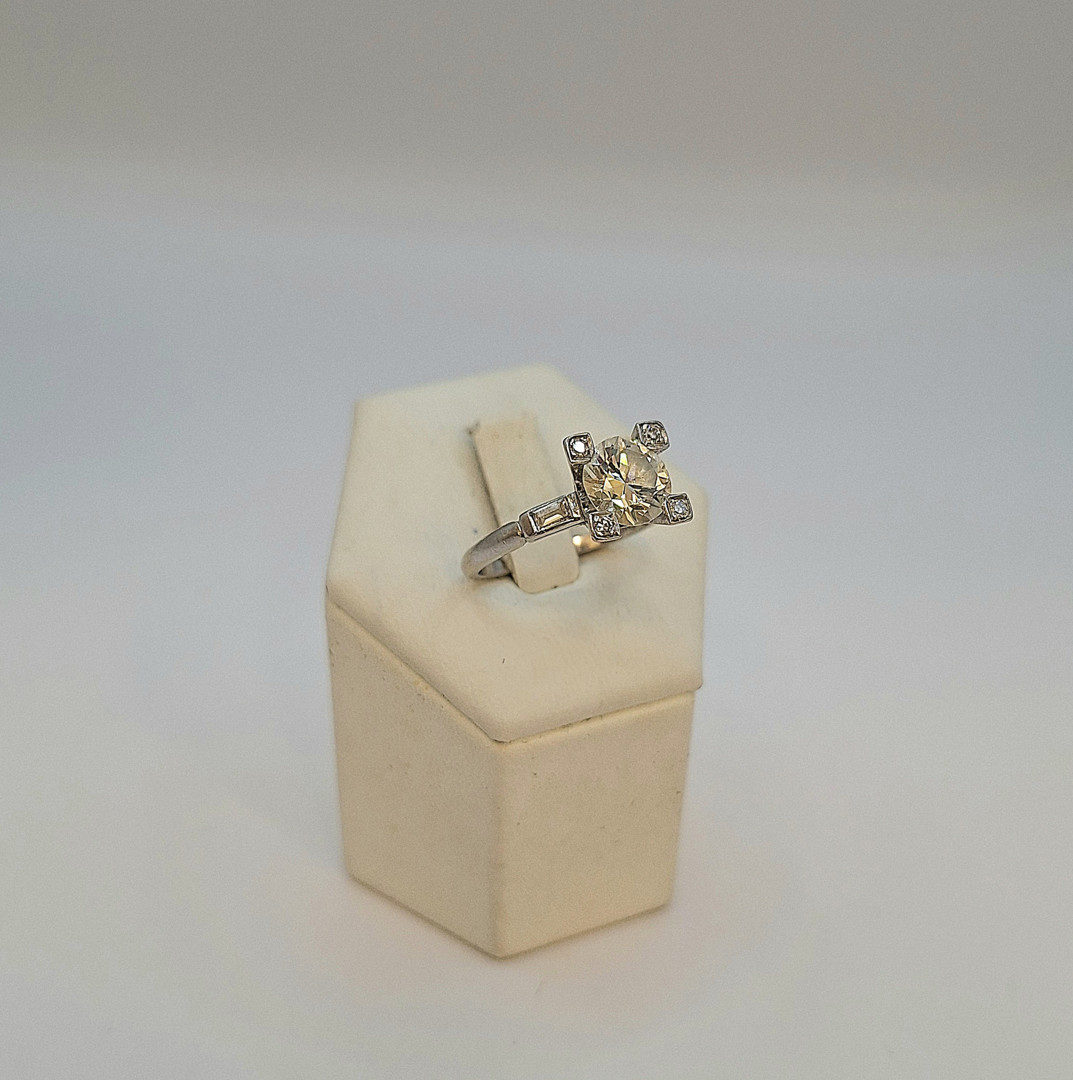 Anello platino diamante diamantini