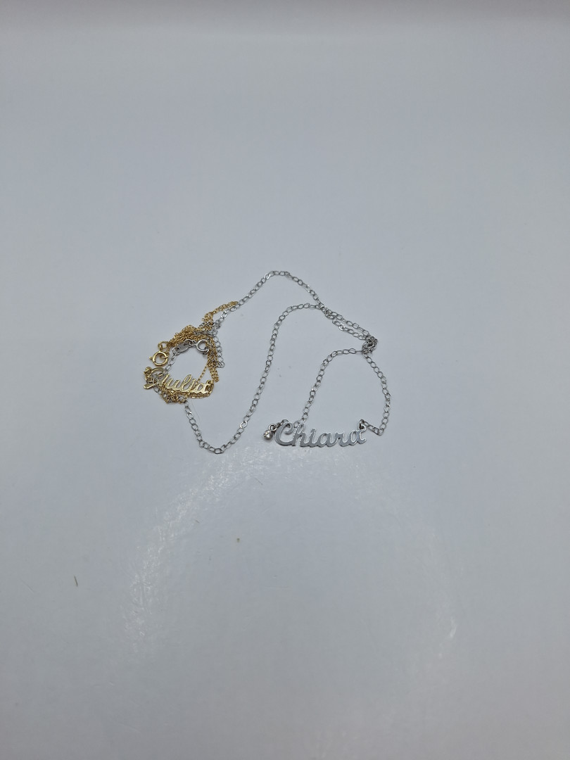 Due collane oro pietre