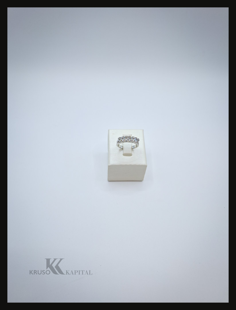 Anello oro diamanti