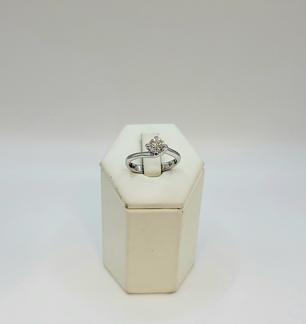 Anello oro diamante