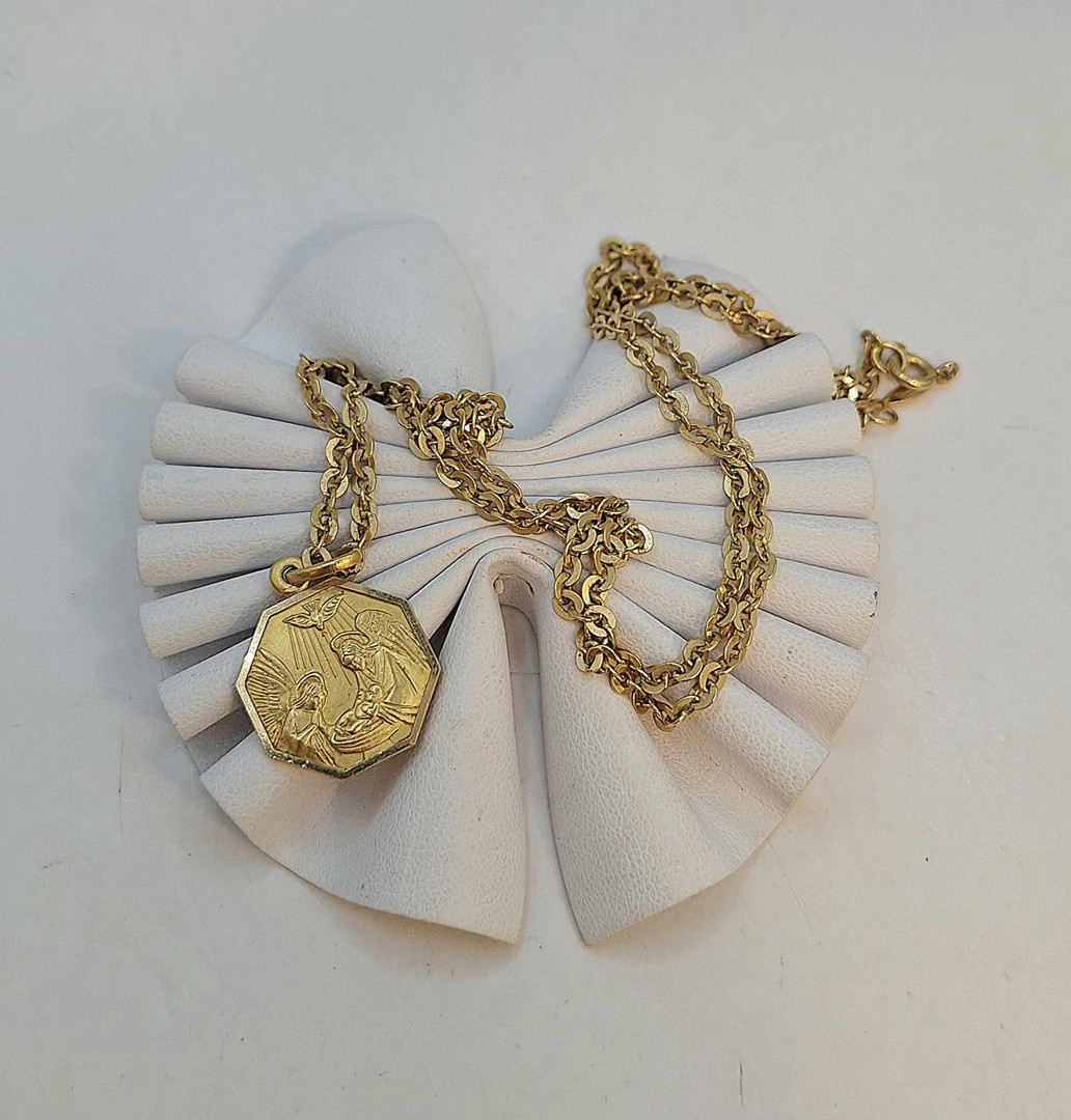 Collana e ciondolo oro 