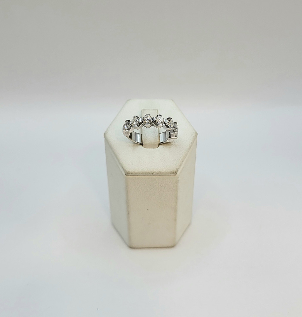 Anello oro diamanti 