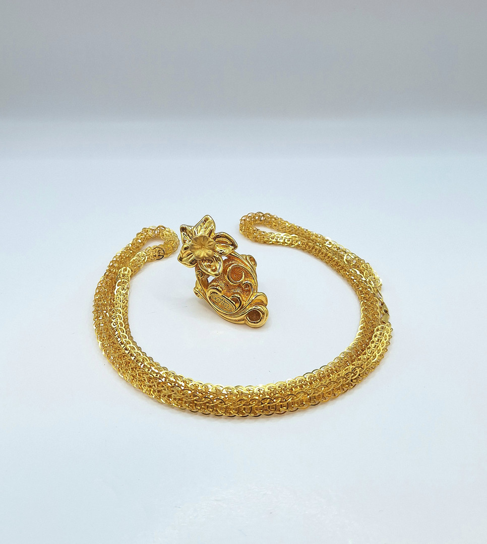 Collana e anello oro 