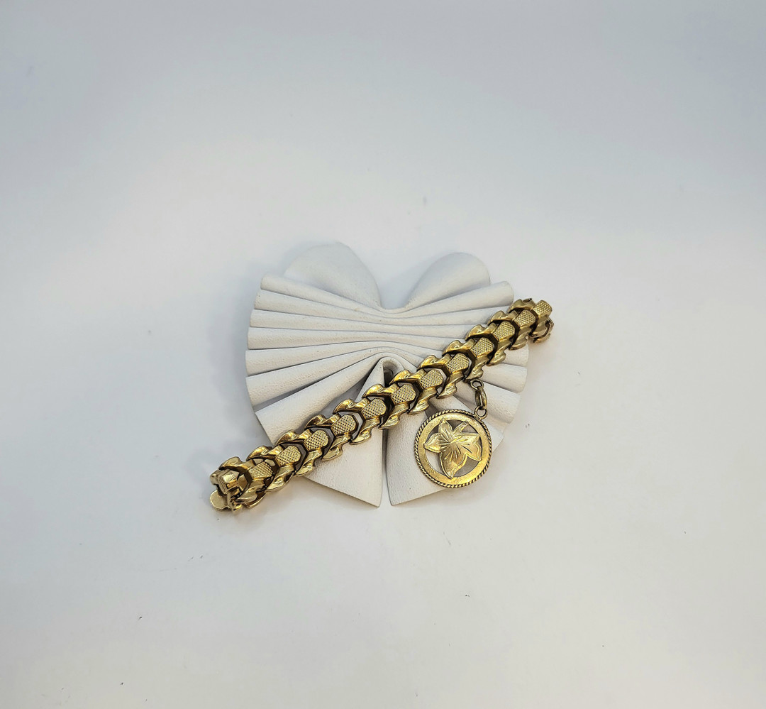 Bracciale ciondolo oro 